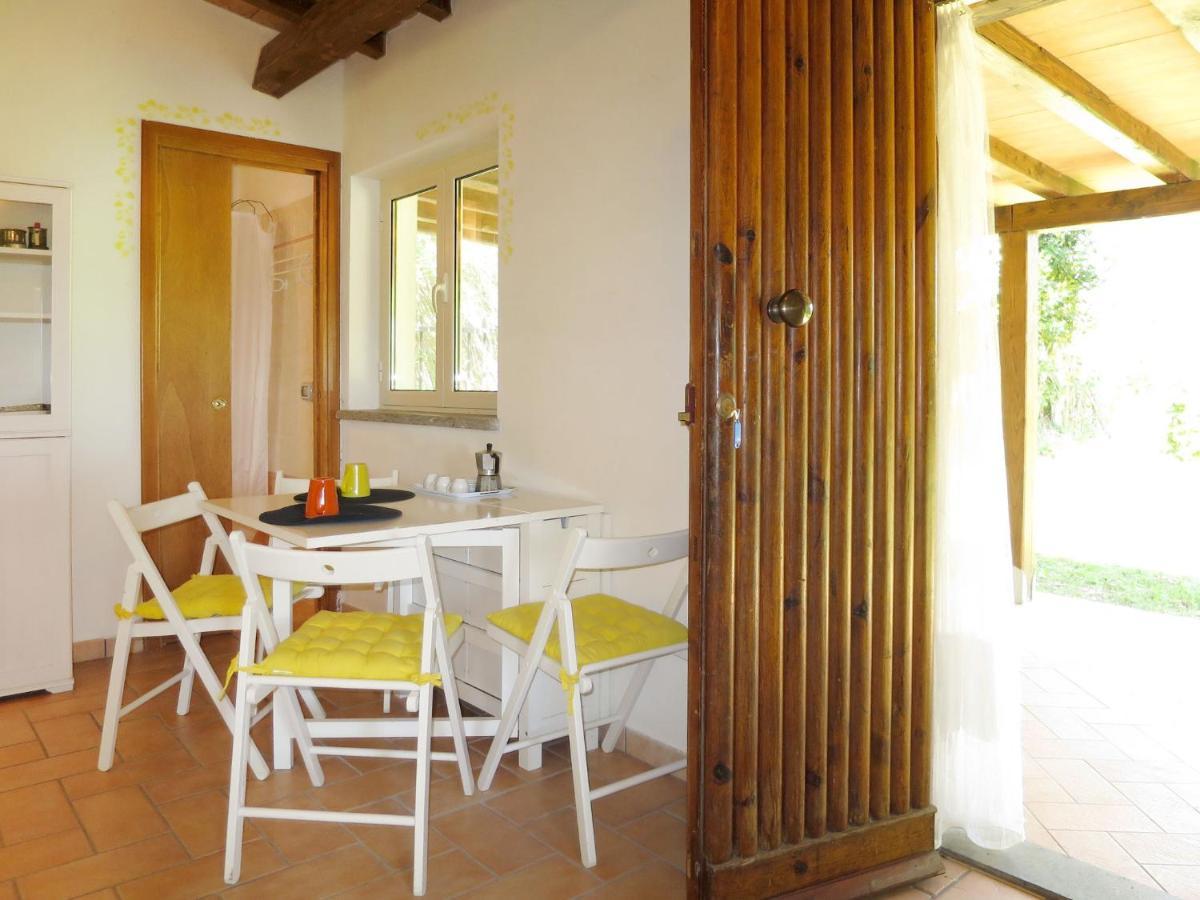 Holiday Home Chalet Del Lago By Interhome Bolsena Ngoại thất bức ảnh